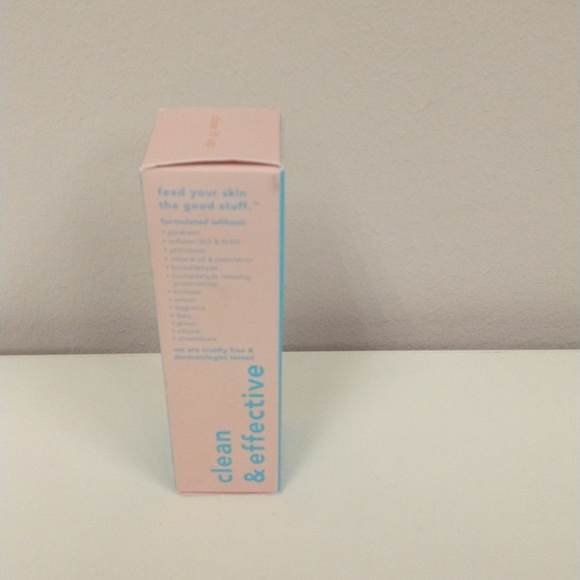 Tula Skincare Clear It Up Acne Clearing & Tone Correcting Gel - Picture 3 of 5